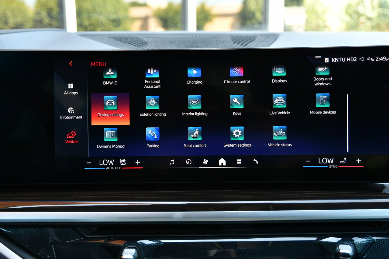 Used 2025 BMW X5 xDrive50e image 20