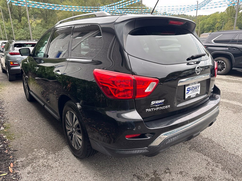 Used 2017 Nissan Pathfinder SL AWD/4WD image 8