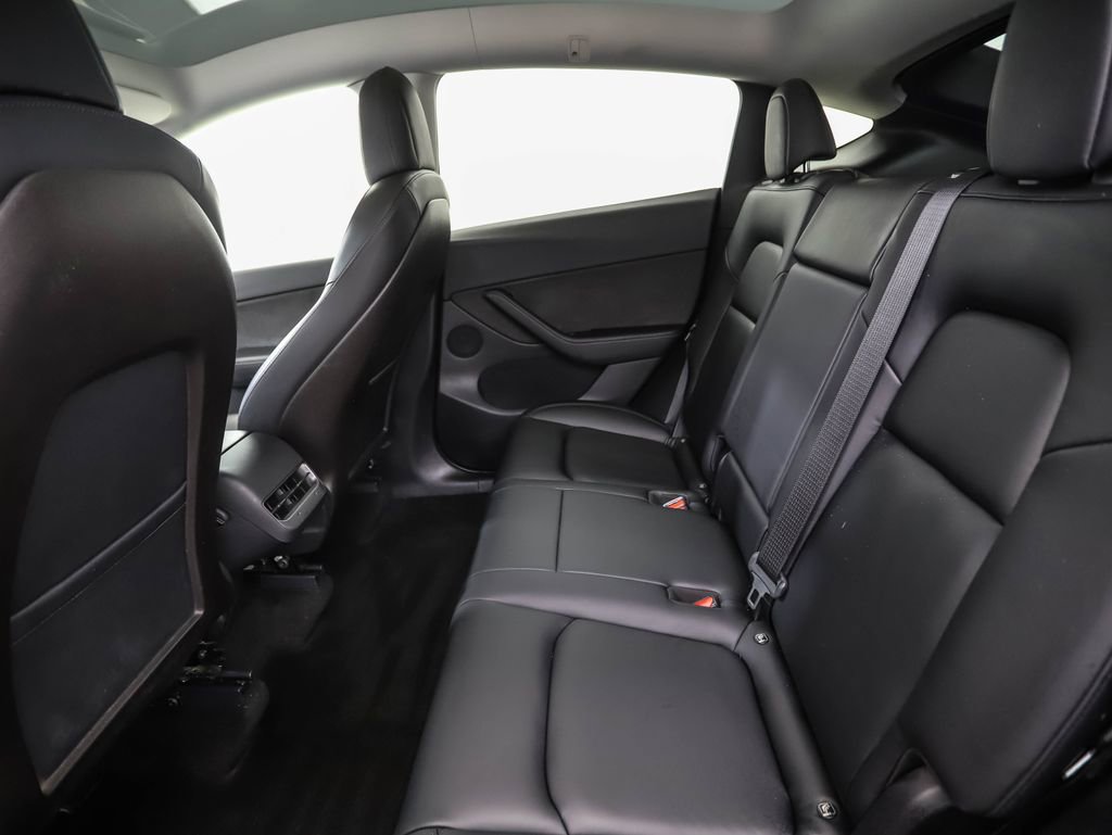 Used 2021 Tesla Model Y Long Range image 20