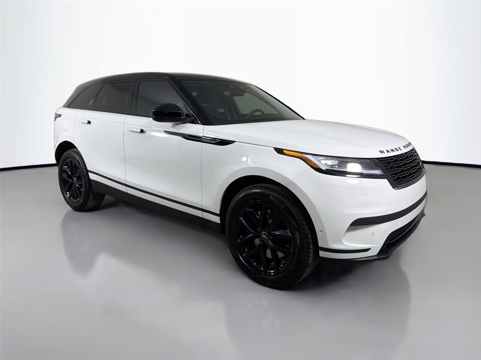 New 2026 Land Rover Range Rover Velar S AWD/4WD image 3