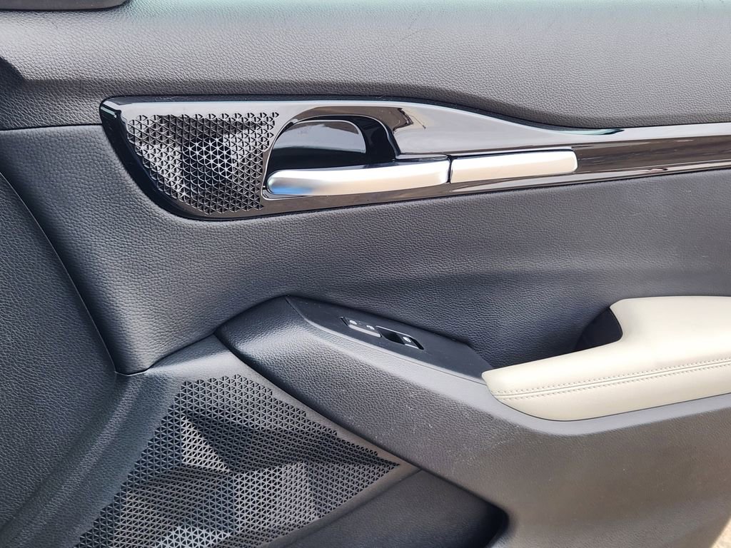 Used 2023 Kia Seltos EX image 13