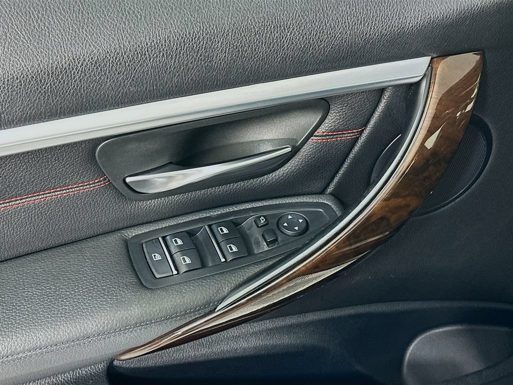 Used 2016 BMW 328i Sedan RWD image 20