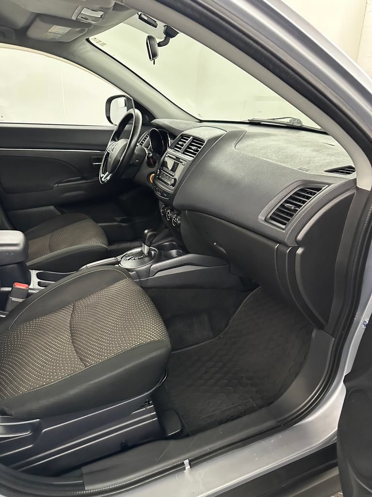 Used 2016 Mitsubishi Outlander Sport ES FWD image 30
