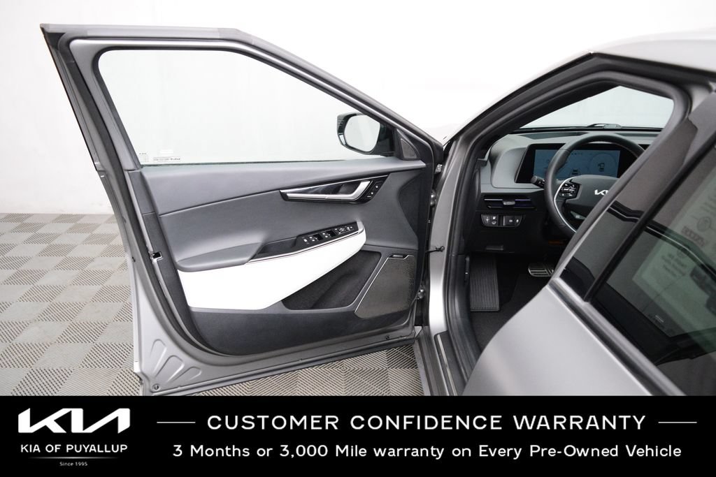 Certified 2023 Kia EV6 GT-Line w/ GT-Line Suede Seat Package AWD/4WD image 9