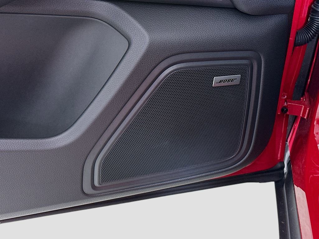 Certified 2025 Porsche Macan image 21