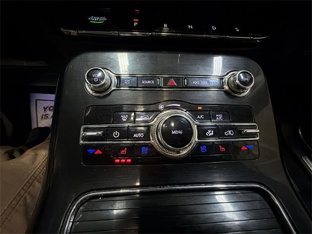 Used 2022 Lincoln Nautilus Reserve w/ Equipment Group 201A image 19