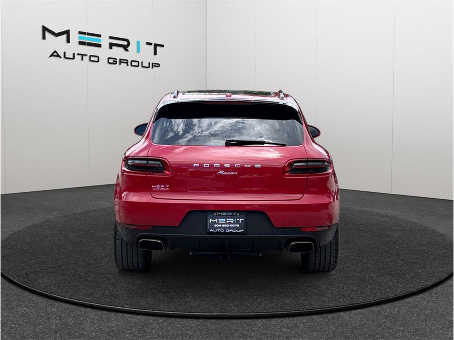 Used 2018 Porsche Macan Sport Edition AWD/4WD image 8