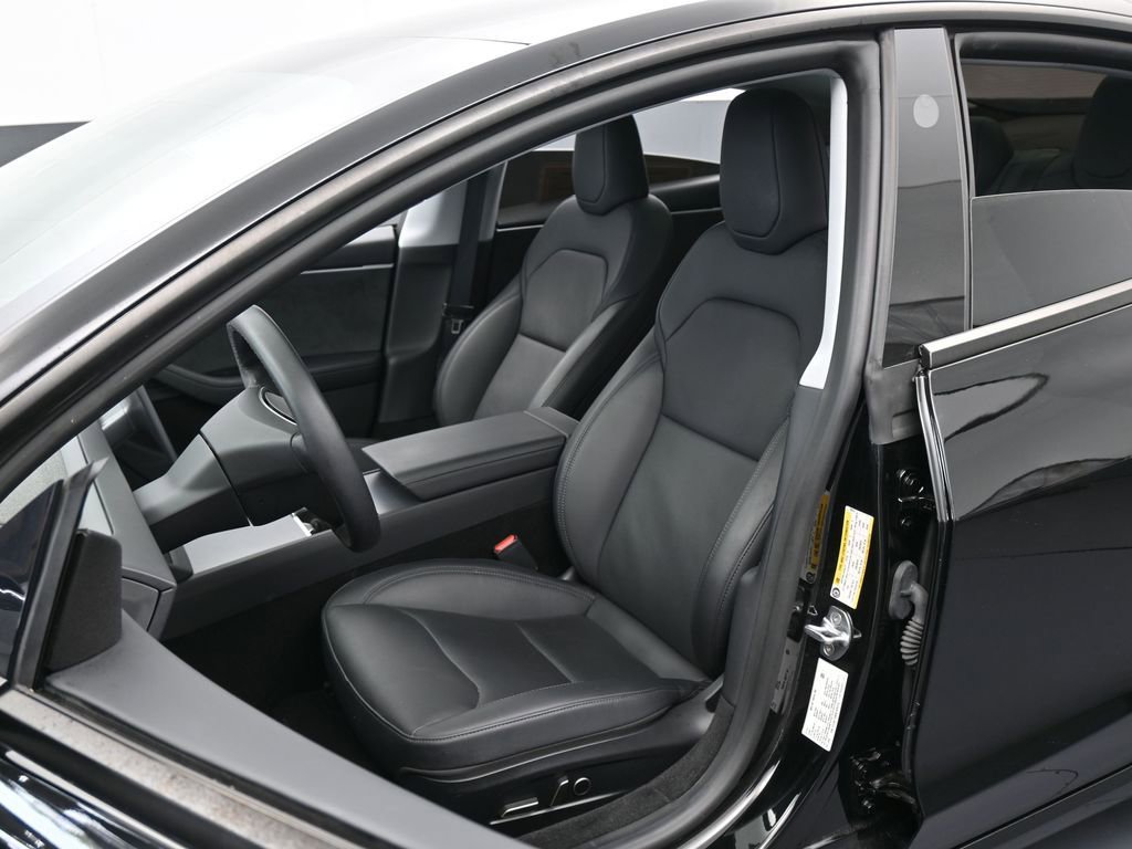 Used 2025 Tesla Model 3 Long Range image 10