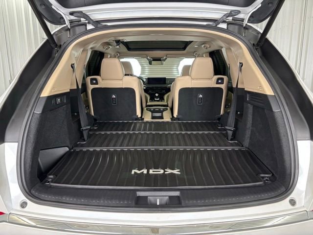 Used 2023 Acura MDX FWD w/ Technology Package image 16