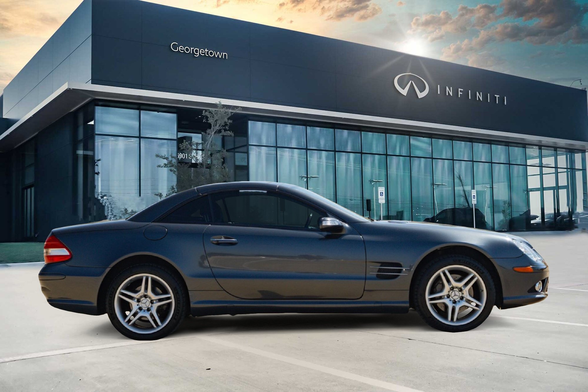 Used 2008 Mercedes-Benz SL 550 image 4