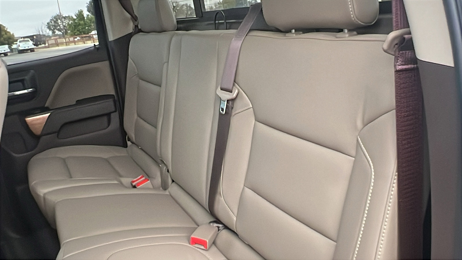 Used 2018 Chevrolet Silverado 2500 LTZ w/ LTZ Plus Package image 20