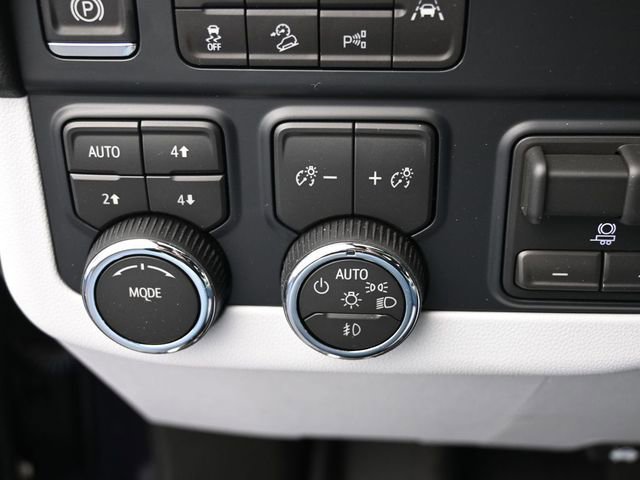 New 2026 Chevrolet Suburban High Country image 41