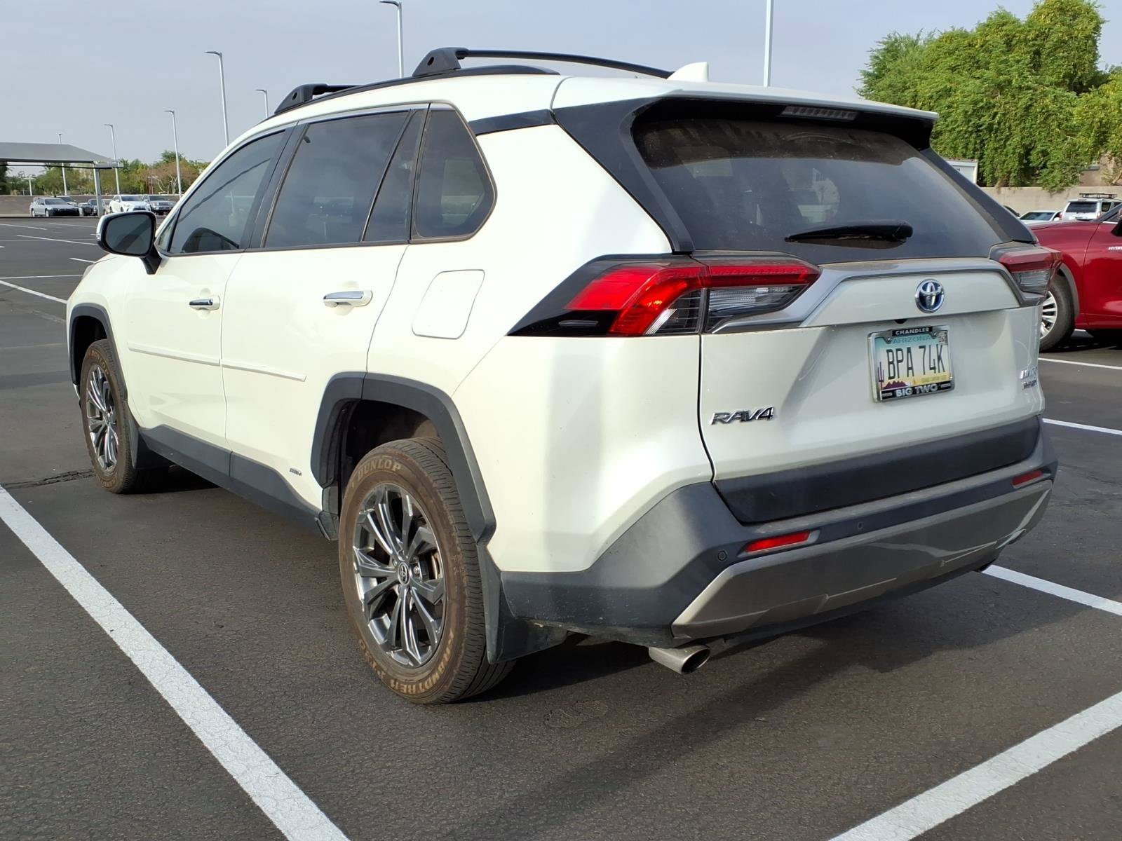 Used 2022 Toyota RAV4 Limited w/ Limited Grade Weather Package AWD/4WD image 3