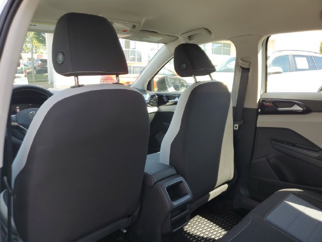 Certified 2025 Volkswagen Taos S FWD image 17
