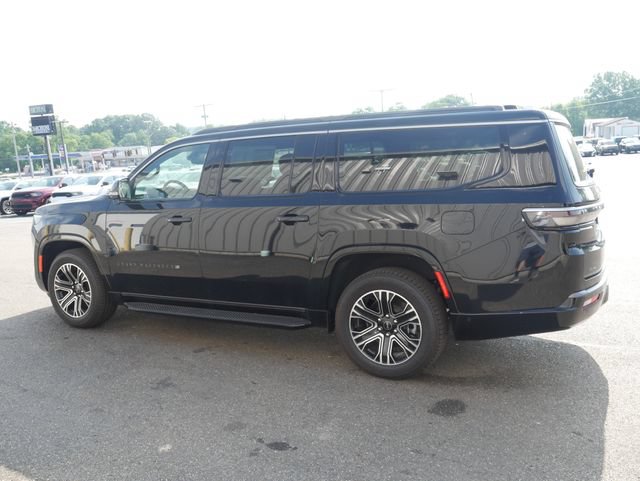 New 2026 Jeep Grand Wagoneer L 4WD w/ Premium Group I image 12