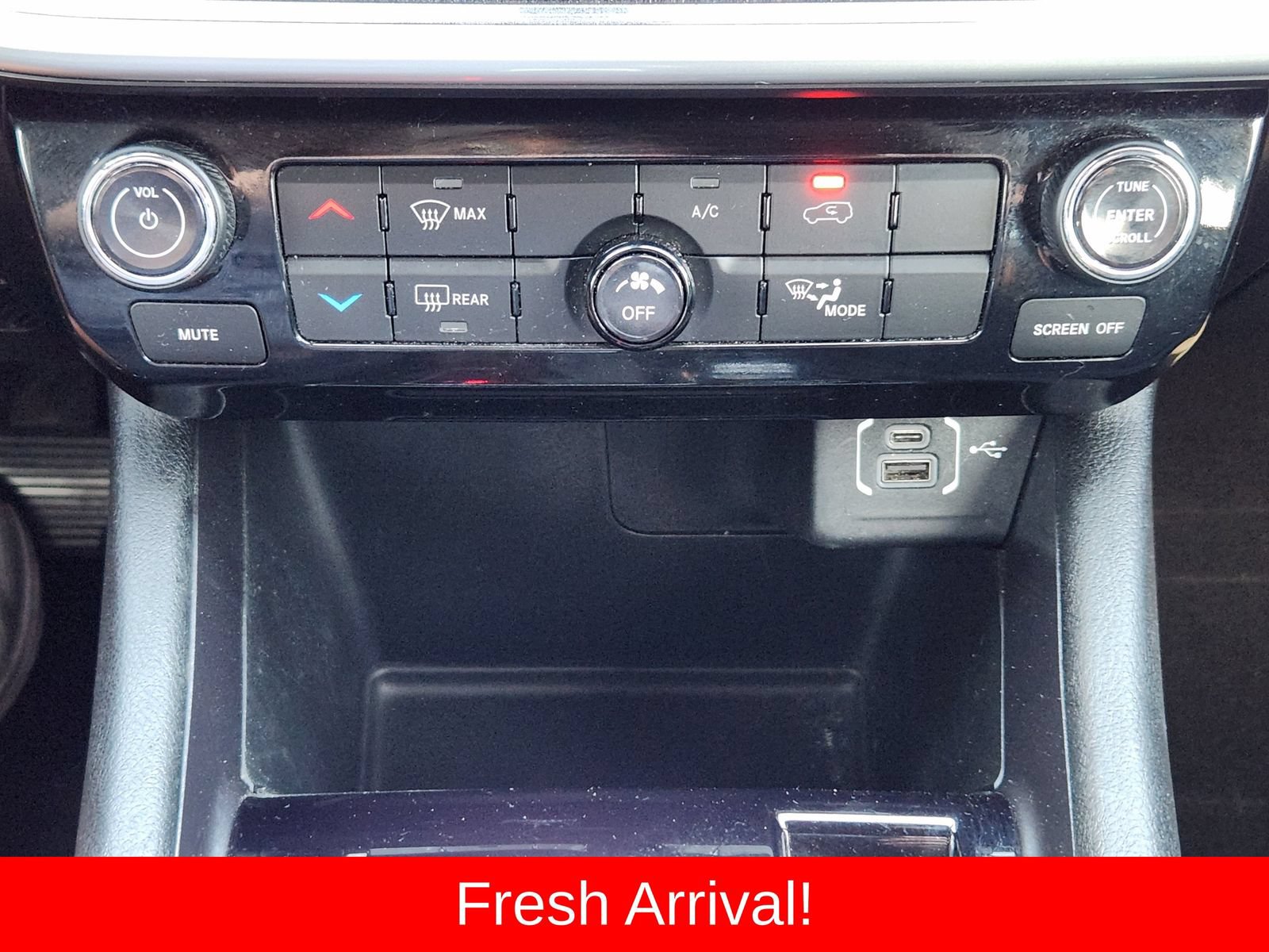 Used 2023 Jeep Compass Sport AWD/4WD image 23