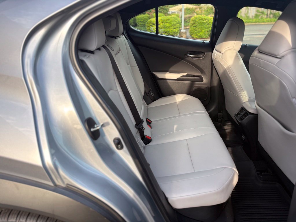 Used 2023 Lexus UX 250h AWD w/ Accessory Package (A2) image 25
