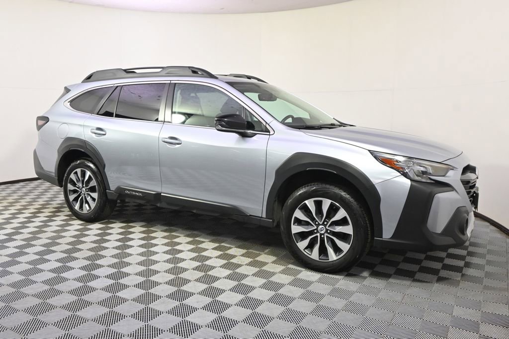 Used 2024 Subaru Outback Limited image 8