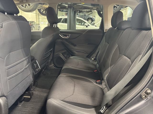 Used 2020 Subaru Forester Premium image 4