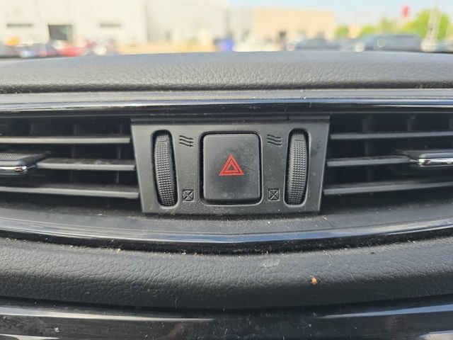 Used 2019 Nissan Rogue S w/ Special Edition Package FWD image 30