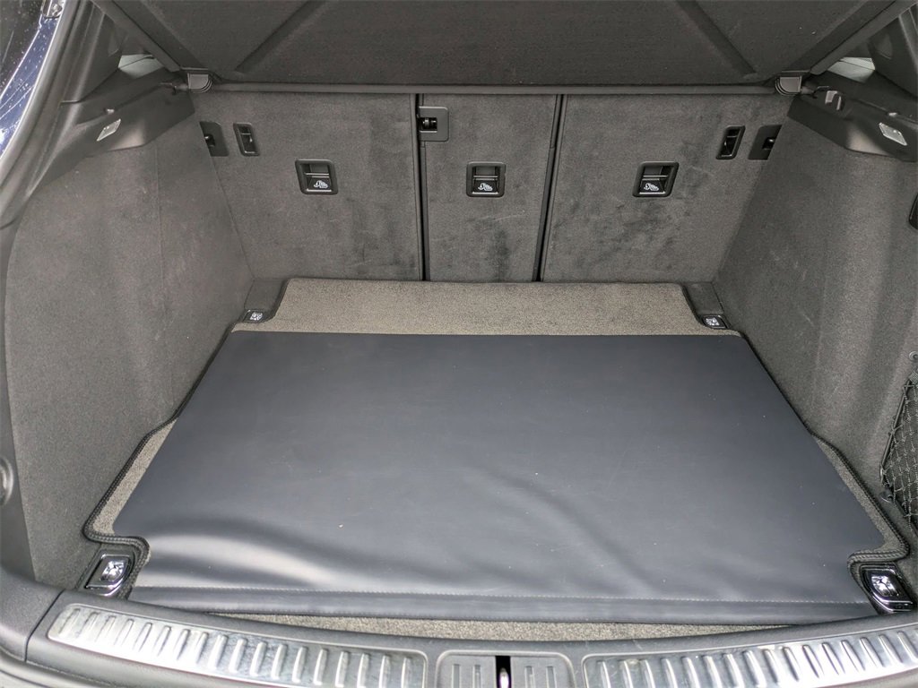 Used 2022 Porsche Macan S image 33