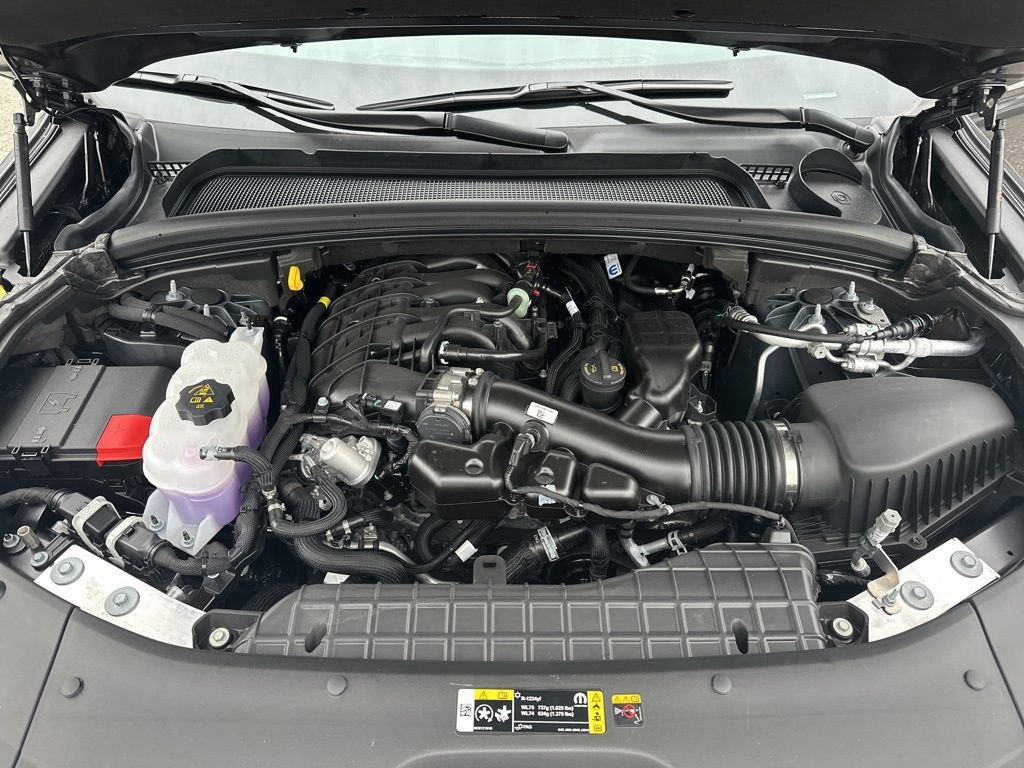 New 2025 Jeep Grand Cherokee Altitude image 27