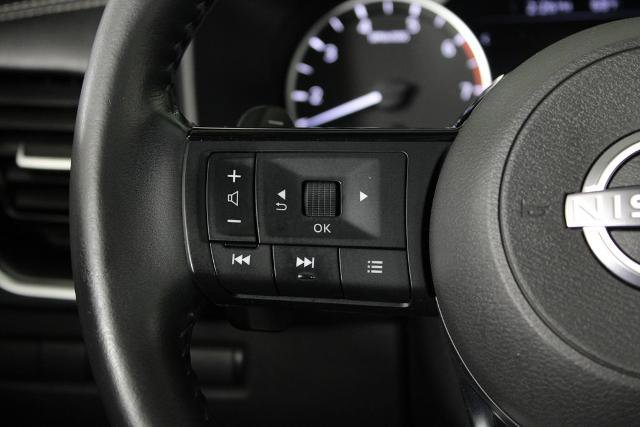 Certified 2022 Nissan Rogue SV w/ SV Premium Package FWD image 29