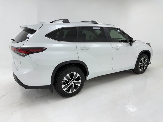 New 2026 Toyota Highlander XLE image 41