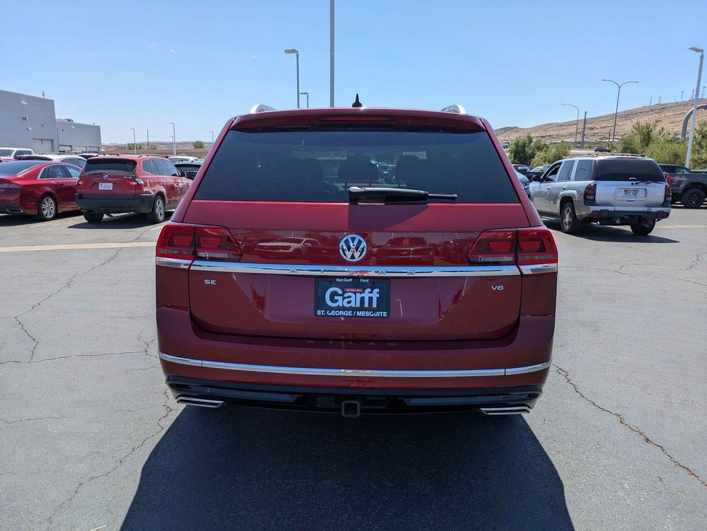 Used 2019 Volkswagen Atlas SE w/ Panoramic Sunroof Package FWD image 4