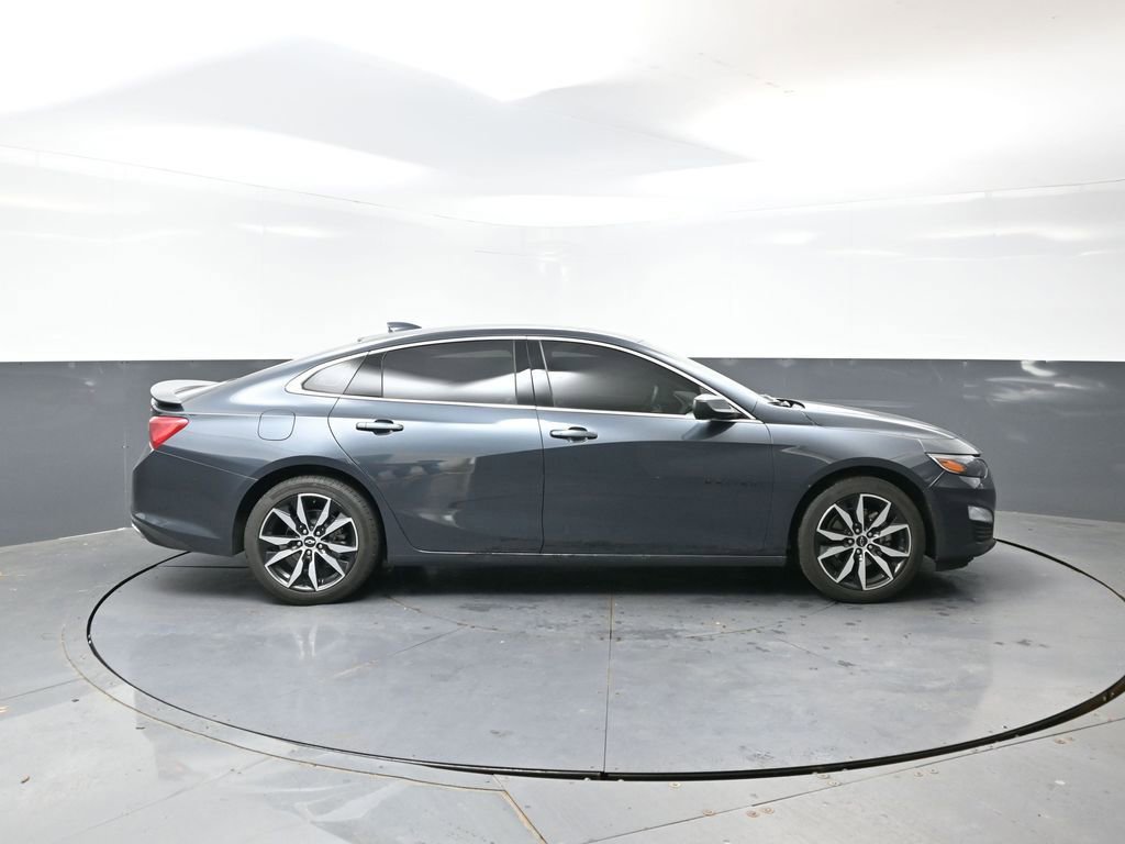Used 2021 Chevrolet Malibu RS image 3