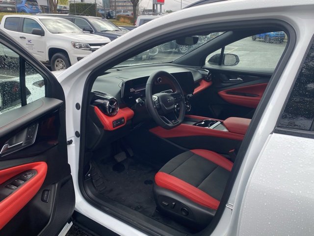 Used 2024 Chevrolet Blazer EV RS image 15