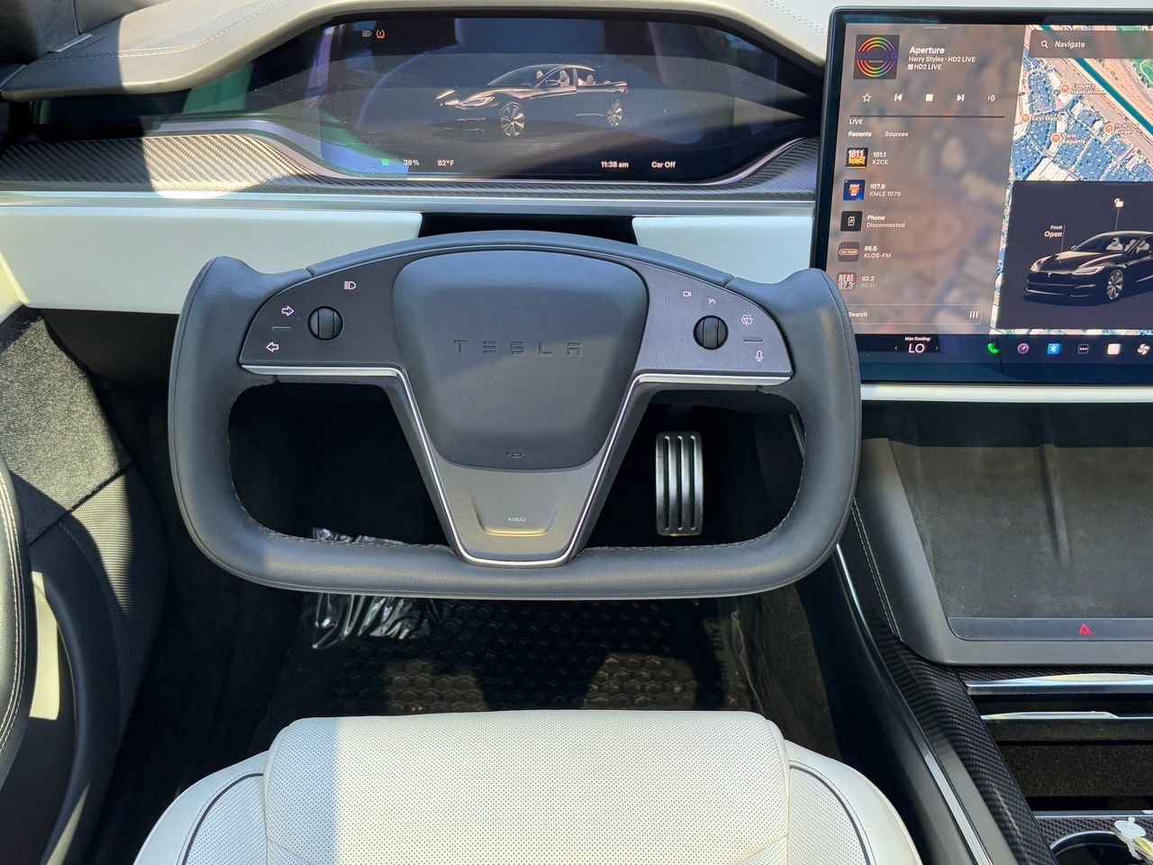 Used 2021 Tesla Model S Plaid image 14