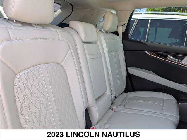 Certified 2023 Lincoln Nautilus Black Label w/ Class II Trailer Tow Package AWD/4WD image 25