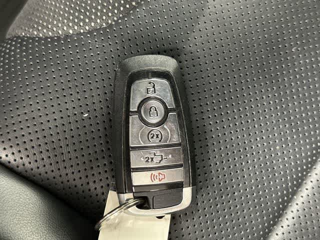 Used 2025 Ford F150 Raptor AWD/4WD image 33