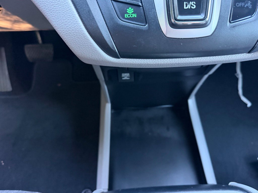 Used 2019 Honda Odyssey EX-L image 17