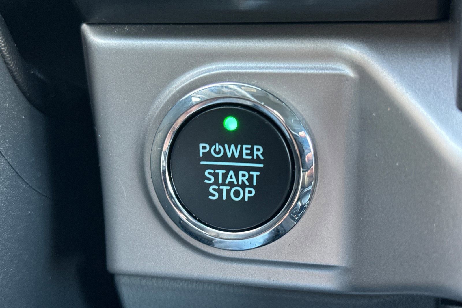 Used 2023 Ford F150 Lightning XLT image 23