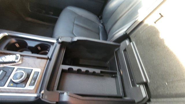 Used 2019 Ford Expedition Platinum image 38