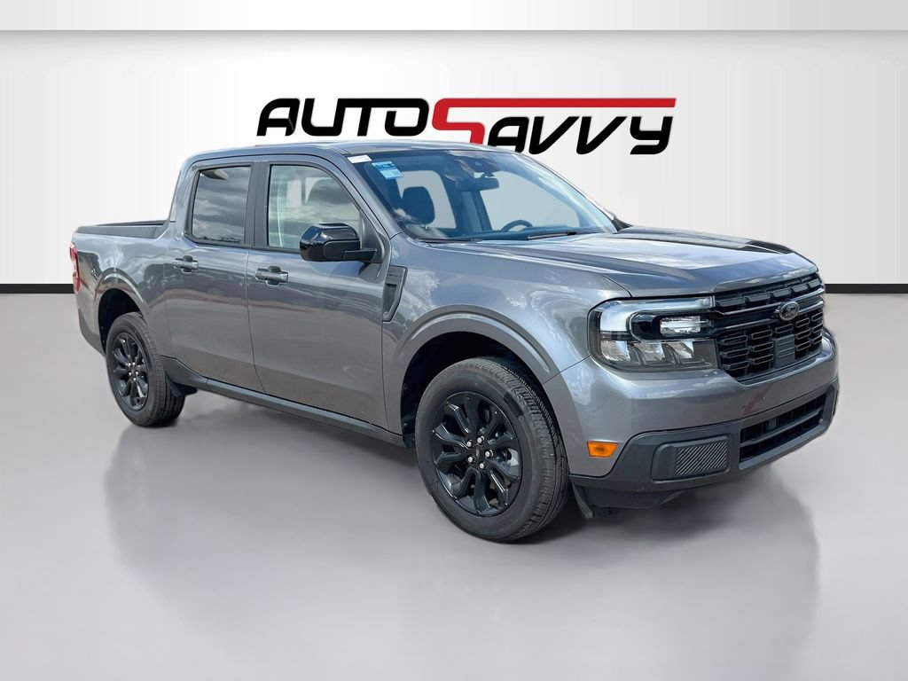 Used 2024 Ford Maverick Lariat w/ Black Appearance Package FWD image 1