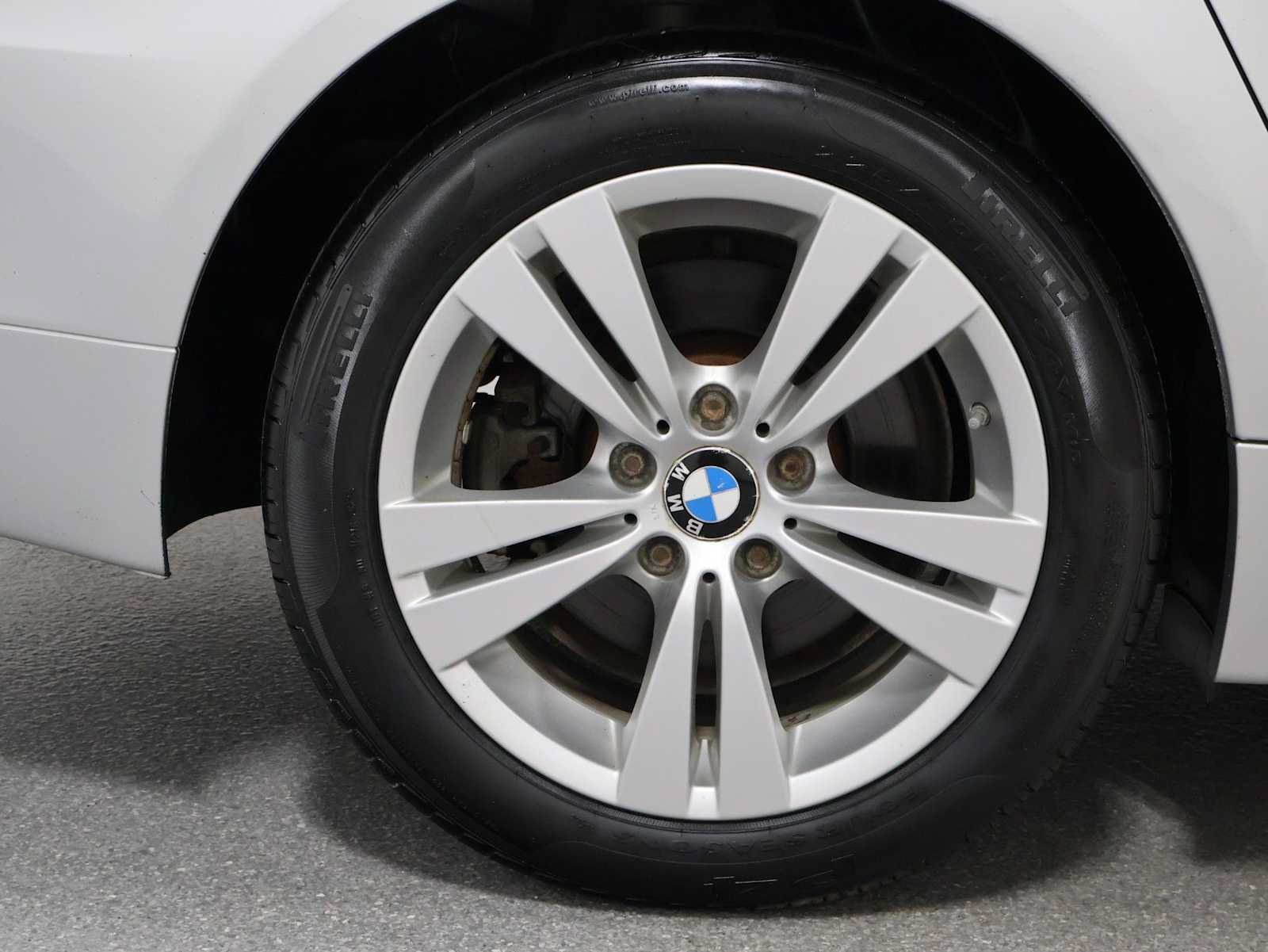 Used 2009 BMW 528i xDrive Sedan AWD/4WD image 33