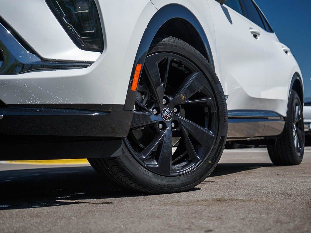 New 2025 Buick Envision Sport Touring image 6