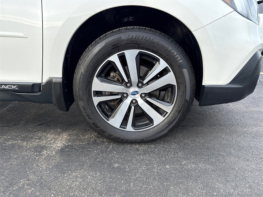 Used 2018 Subaru Outback 3.6R Limited image 13
