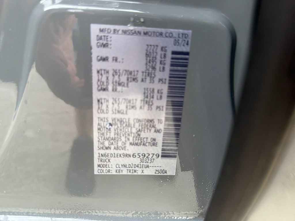 Used 2024 Nissan Frontier PRO-4X w/ Off-Road Protection Package image 32