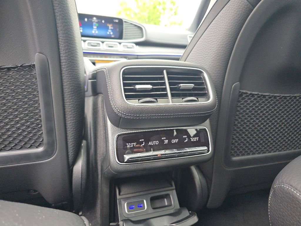New 2026 Mercedes-Benz GLS 450 4MATIC image 26