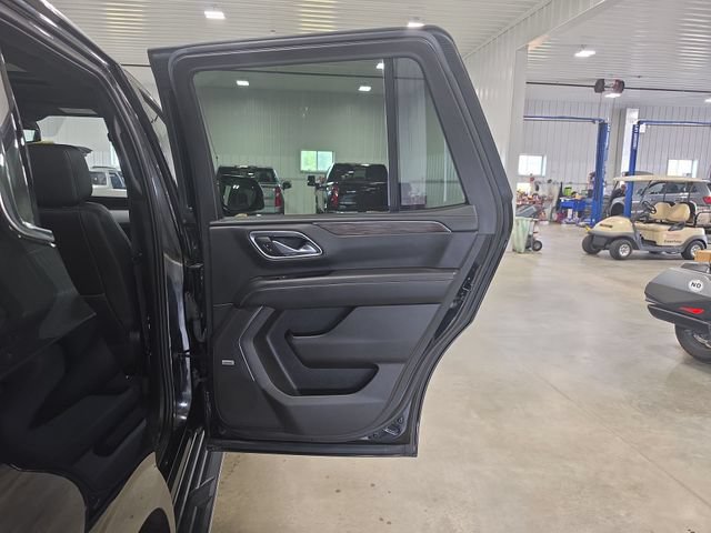 Used 2021 Chevrolet Tahoe LT AWD/4WD image 32