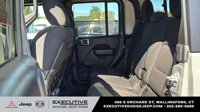 Used 2022 Jeep Gladiator Mojave w/ LED Lighting Group AWD/4WD image 23