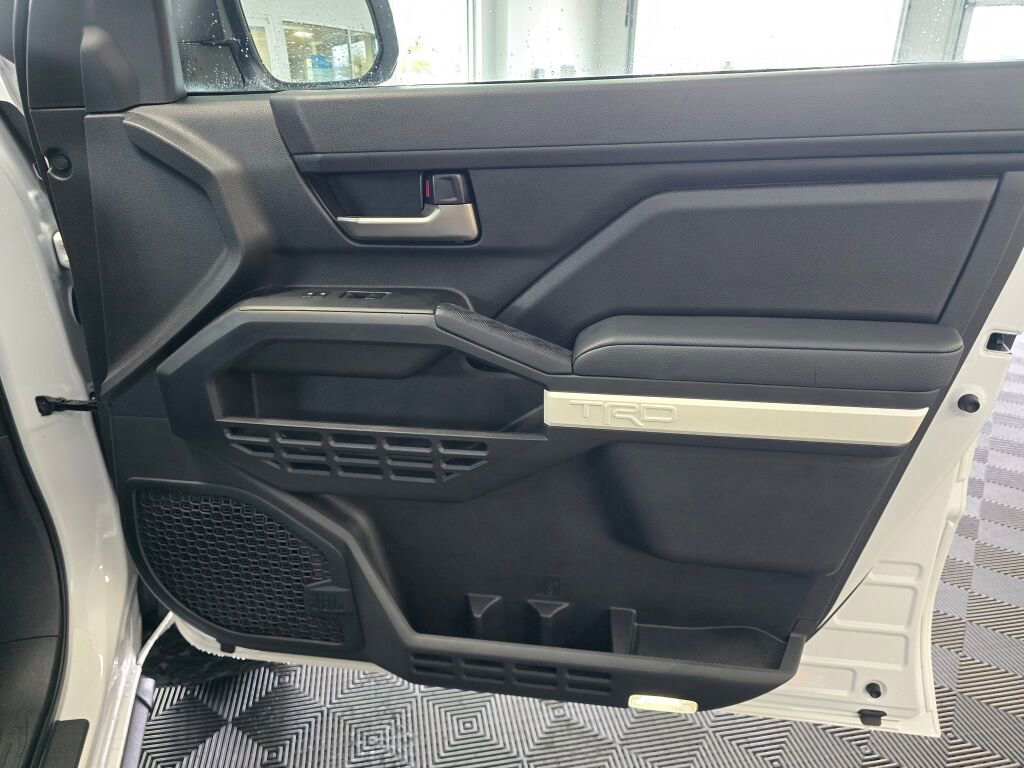 Used 2024 Toyota Tacoma TRD Sport w/ TRD Sport Upgrade Package image 44