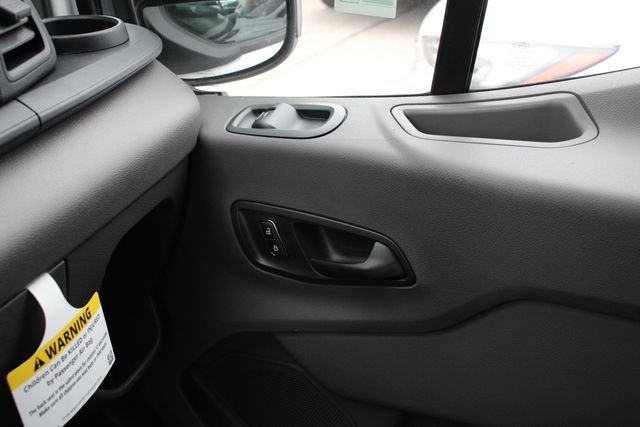 New 2026 Ford Transit 250 148 Medium Roof w/ Load Area Protection Package RWD image 7