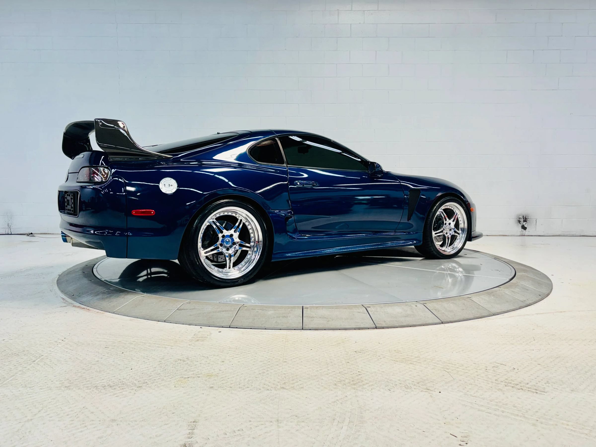 Used 1994 Toyota Supra Turbo RWD image 3