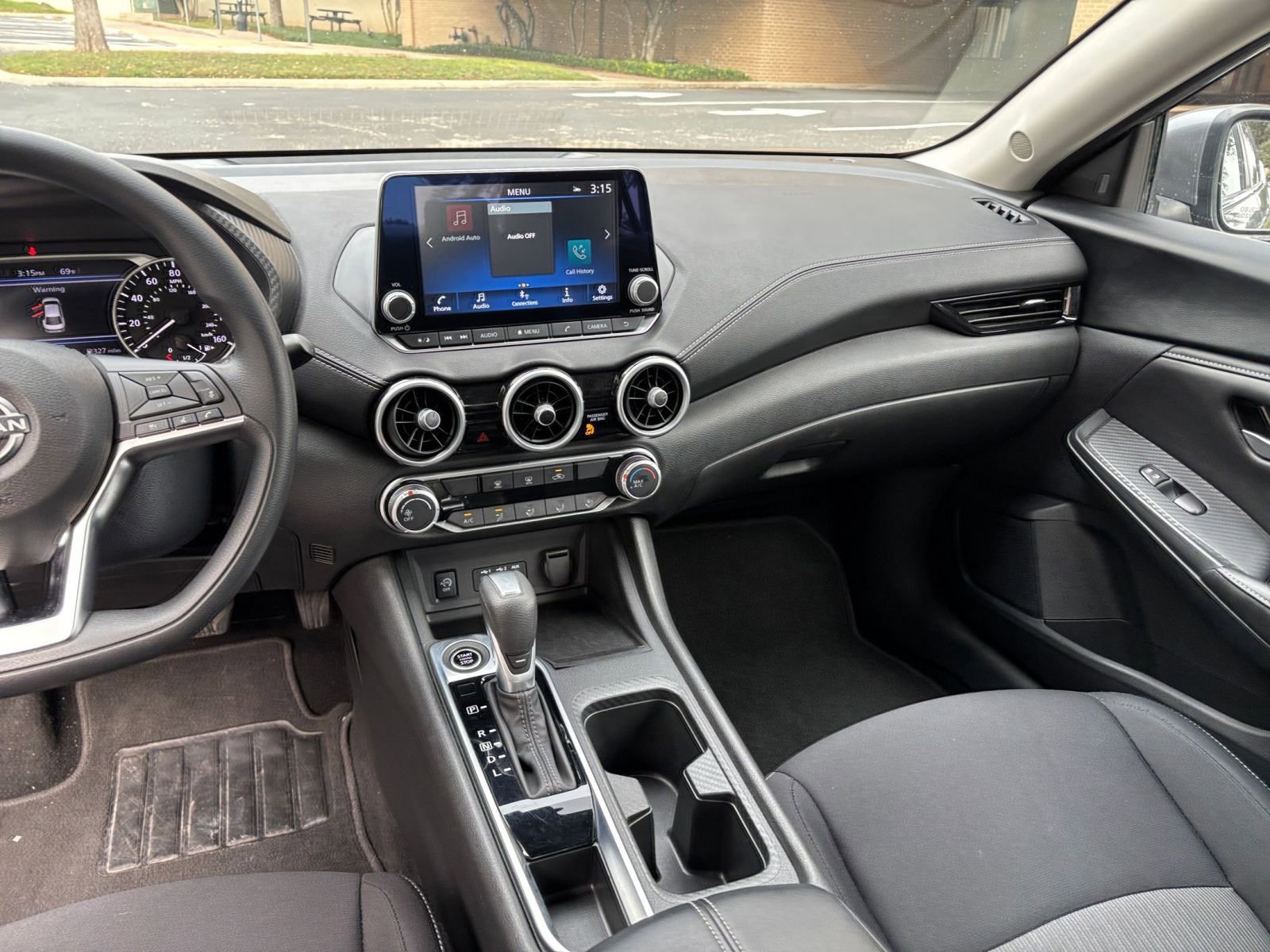 Used 2025 Nissan Sentra SV image 29