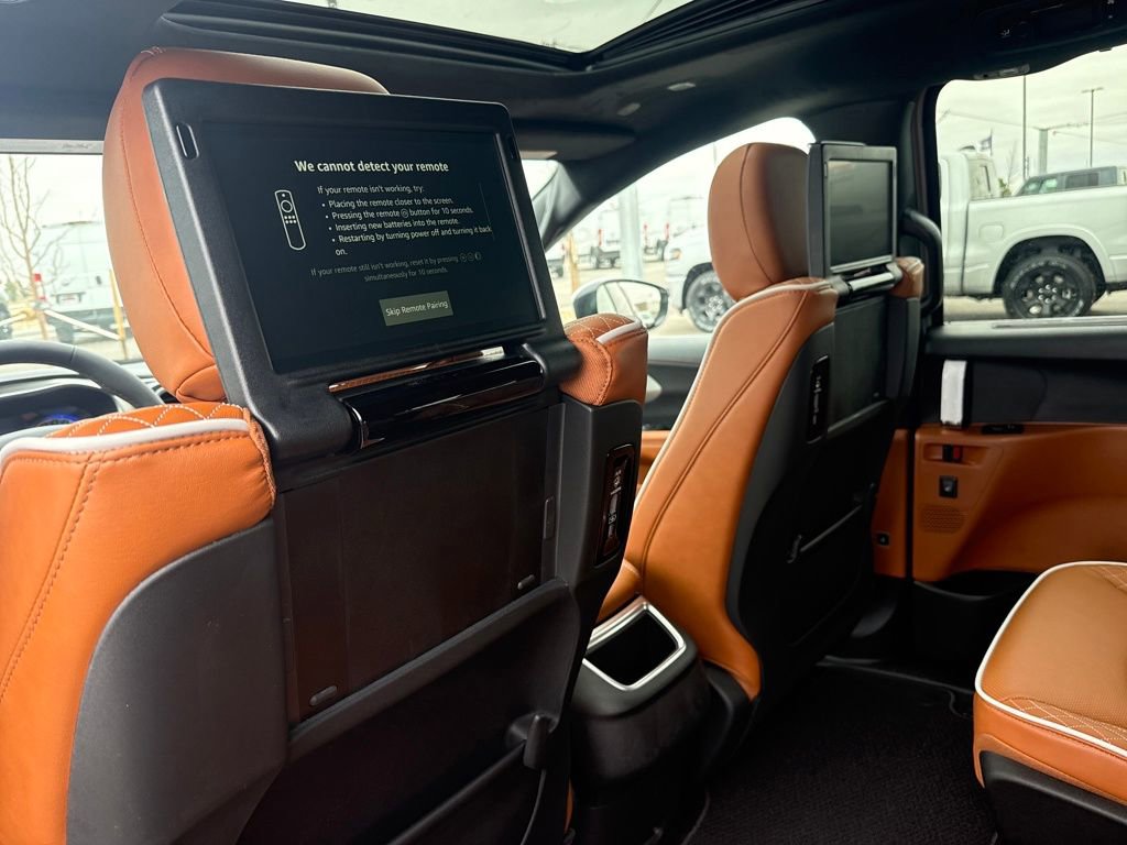 New 2026 Chrysler Pacifica Pinnacle image 29